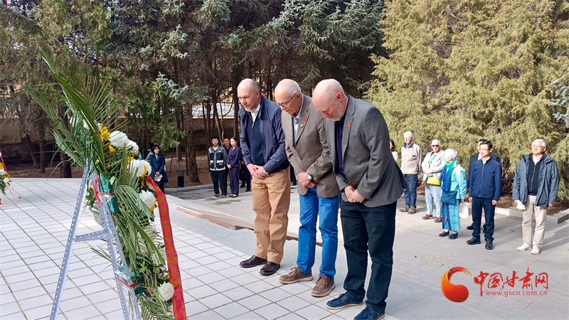 讓思念在歲月的長(zhǎng)河里流淌